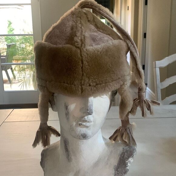 Faux Fur & Leather Hat - Picture 3 of 5